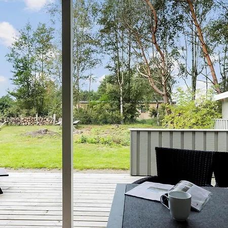 1412-aakirkeby-boesparken-12 Casa de Férias *