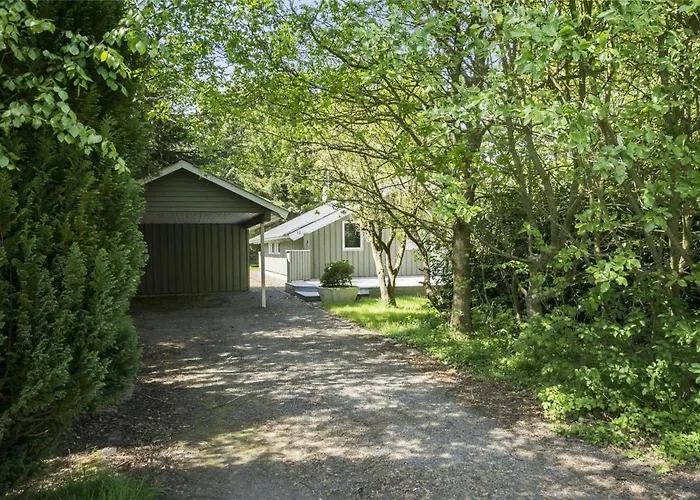1412-aakirkeby-boesparken-12