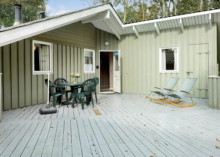 1412-aakirkeby-boesparken-12 Holiday home *
